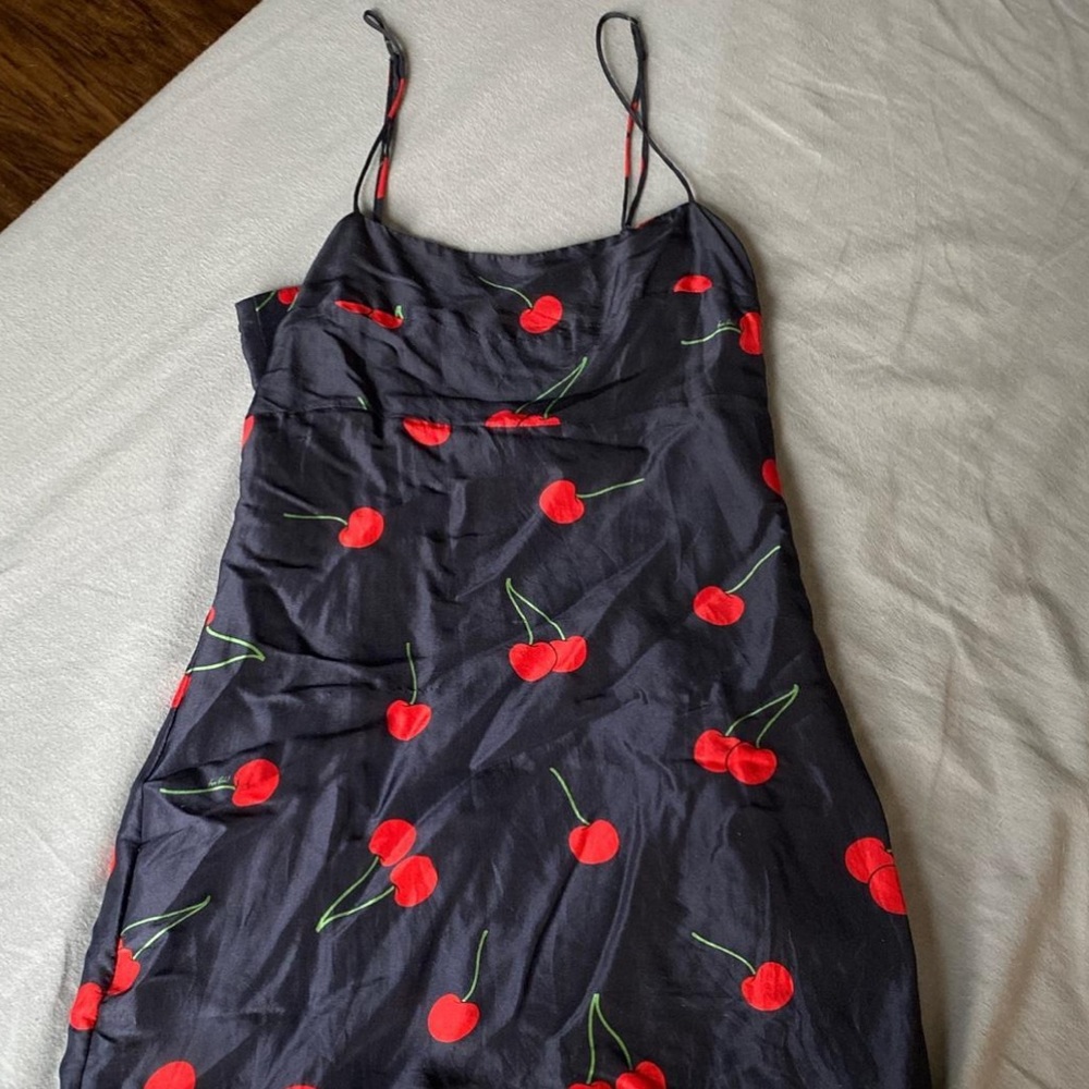 réalisation par christy cherry dress